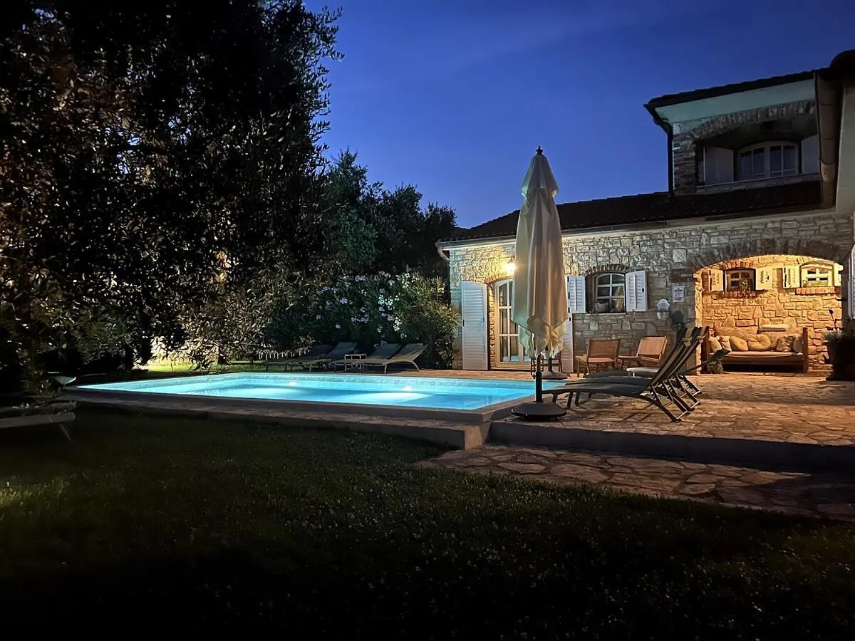 Villa Vicia - Authentisches Ferienhaus In Visnjan, Kroatien Barat  Barat (Porec)